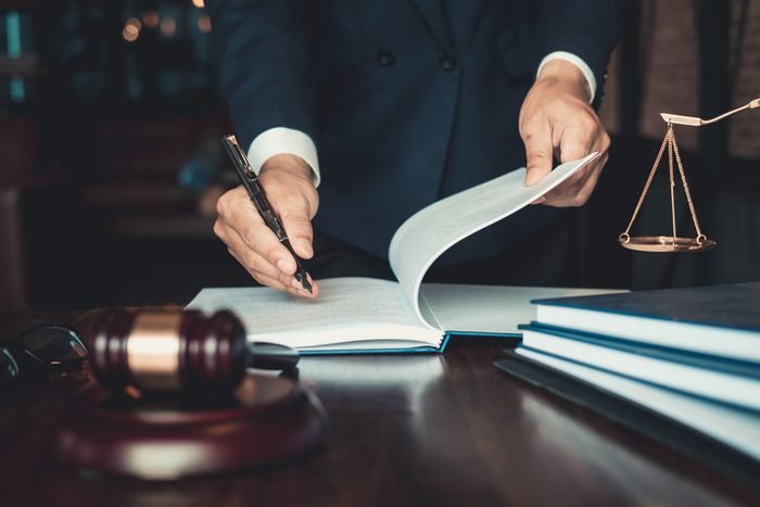وکیل آنلاین در سرخس-تماس فوری 09393106011 1 مشاوره حقوقی آنلاین در شهر سرخس
