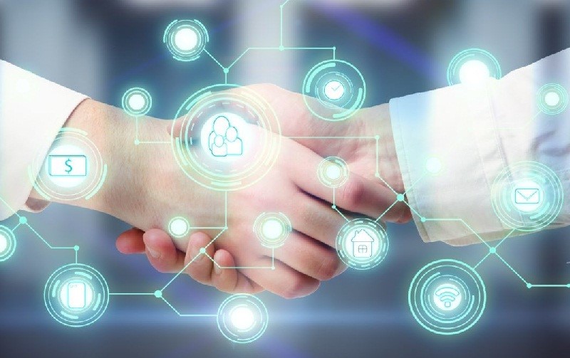 وکیل آنلاین در سنندج-پاسخگوی فوری به سؤالات حقوقی 3 وکیل در سنندج
