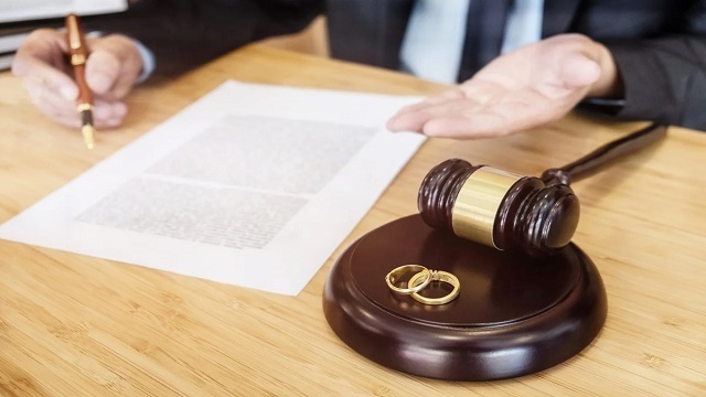 وکیل طلاق در کاشمر
