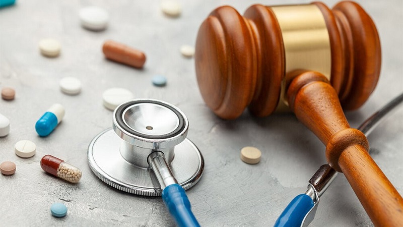 شکایت طول درمان چیست؟ 3 وکیل پایه یک دادگستری در مشهد - مشاوره حقوقی
