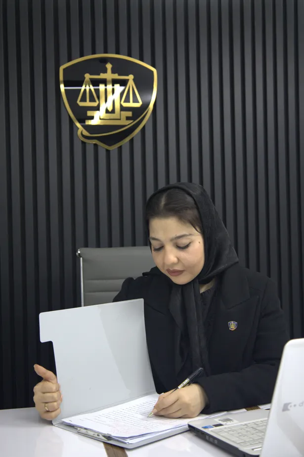 وکیل پایه یک دادگستری در مشهد - مشاوره حقوقی